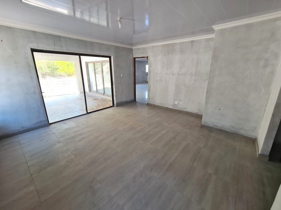 3 Bedroom Property for Sale in Paradise Beach Eastern Cape